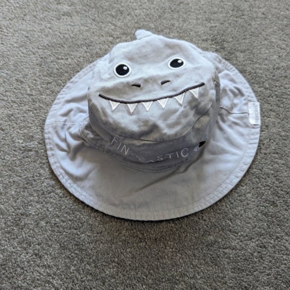 Flapjack Kids Reversible Cotton Bucket Hat Fits 2T-3T Summer Hat Shark Ship